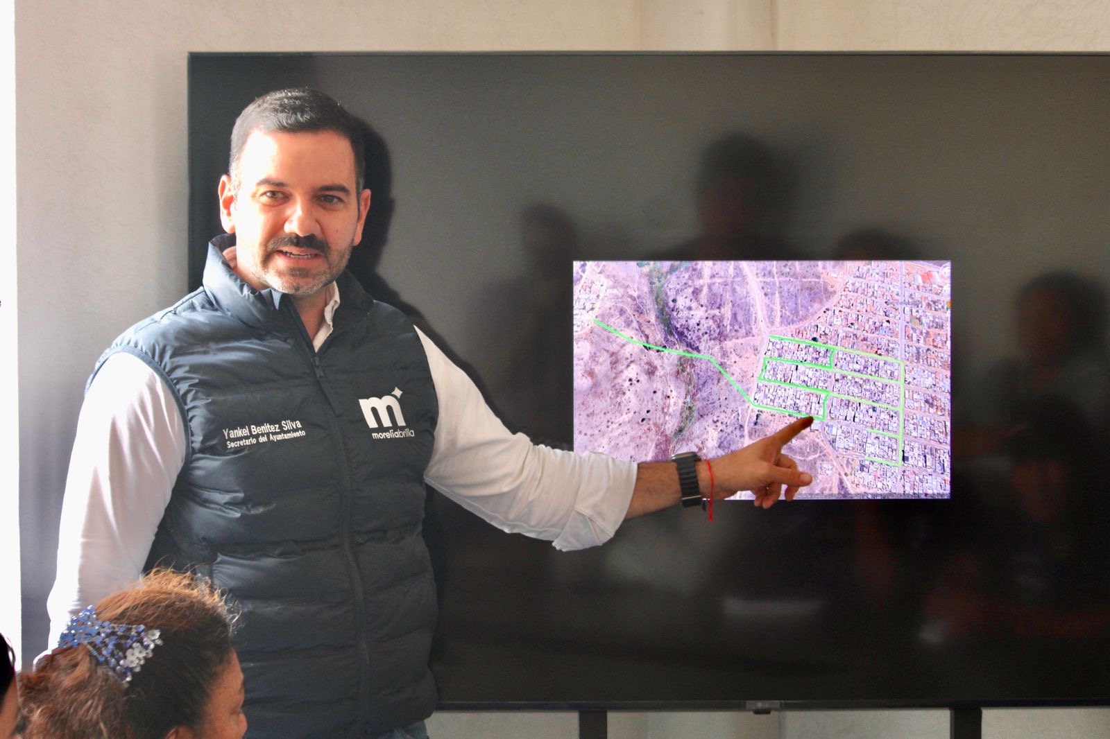 ⚠️ Comunicado ⚠️Yankel Benítez coordina obra en colonia Rubén Jaramillo