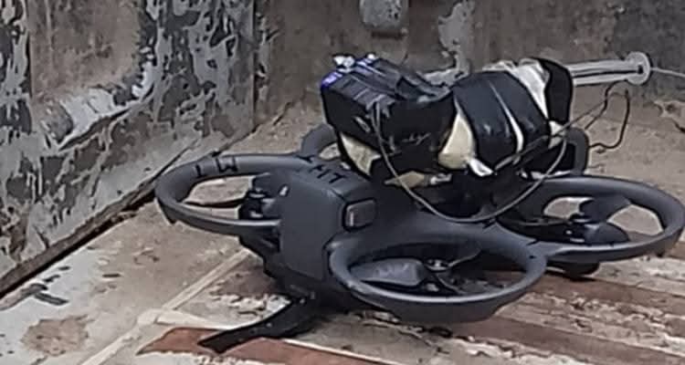 Reportan caída de dron explosivo en Coahuayana; no detonó 
