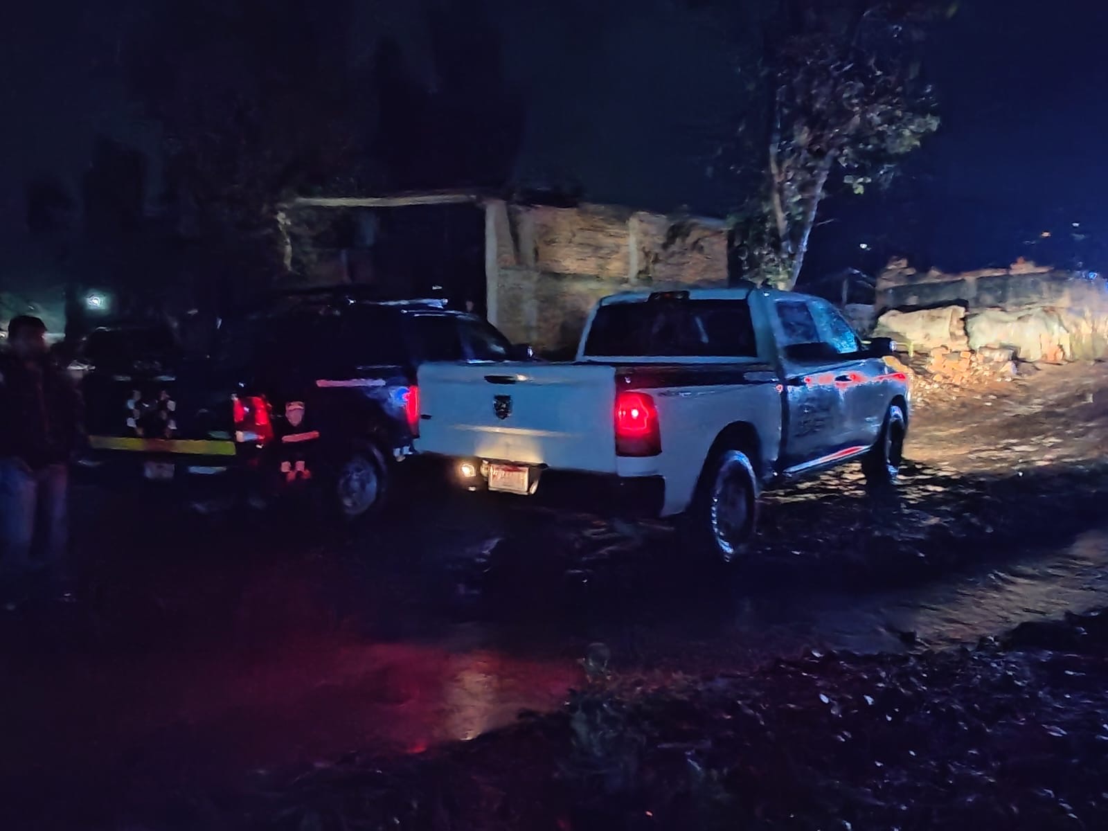 Mu3re otro de los 3 atac4dos a balaz0s en la colonia El Arquito; suman 2 fall3cidos