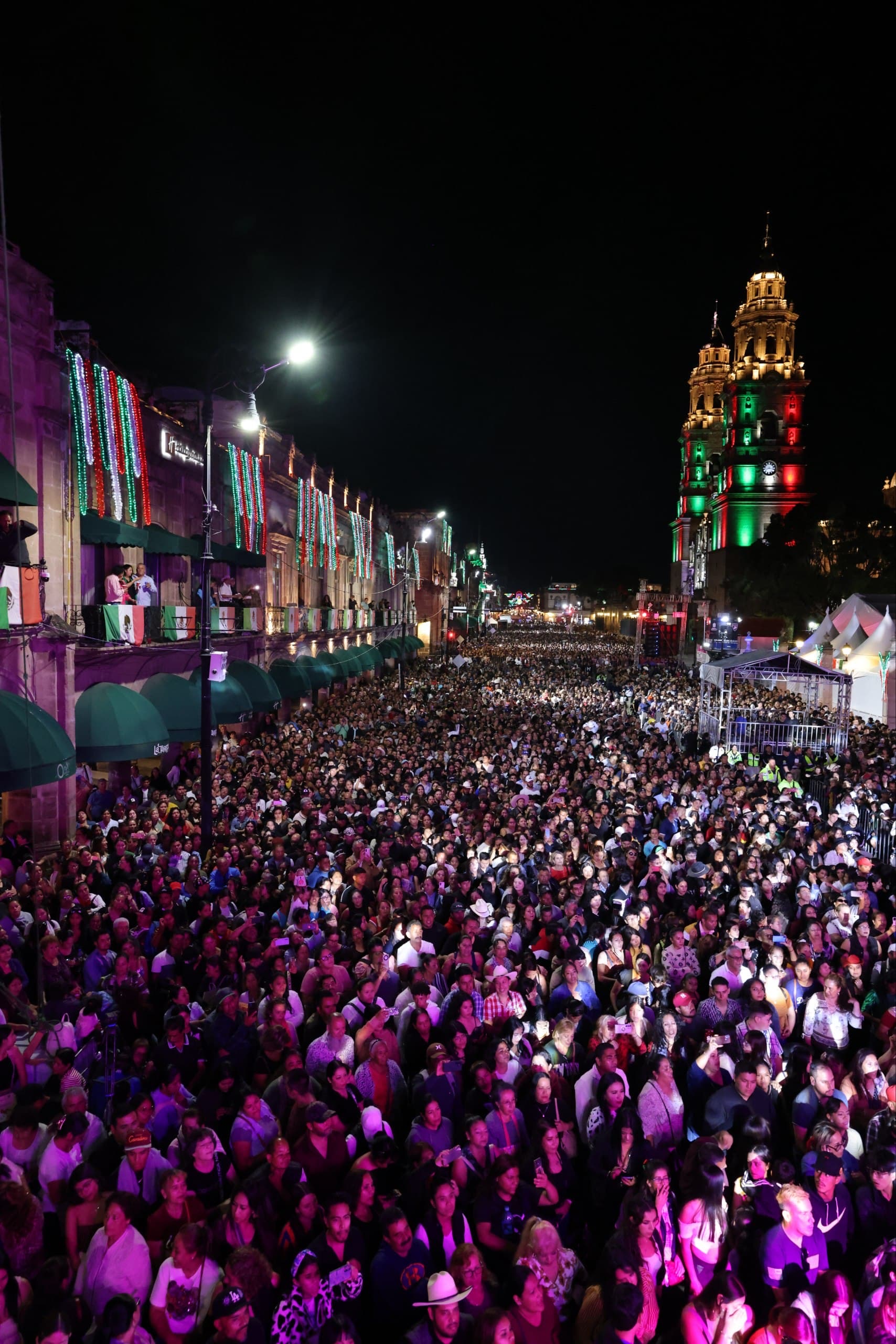 La Dinastía de Tuzantla cierra con broche de oro la gran fiesta moreliana