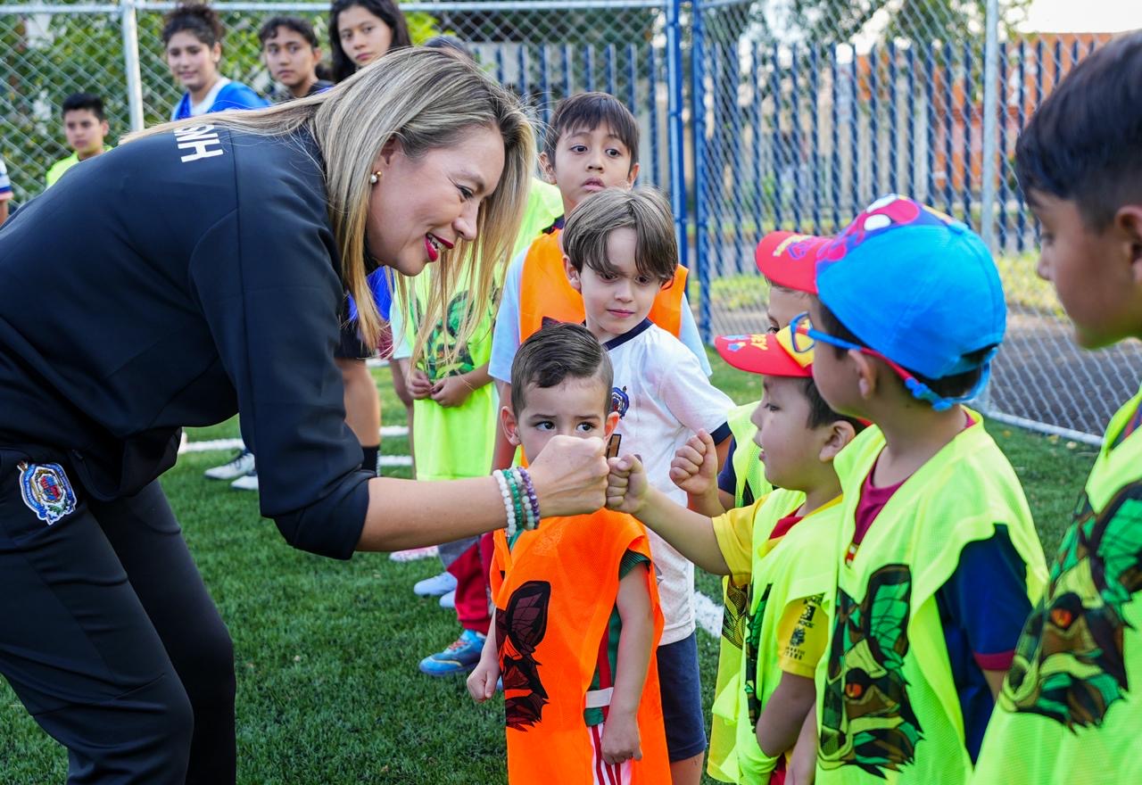Queremos que los niños se sientan nicolaitas: Yarabí Ávila; arranca el Centro de Formación de Fútbol “La Madriguera”