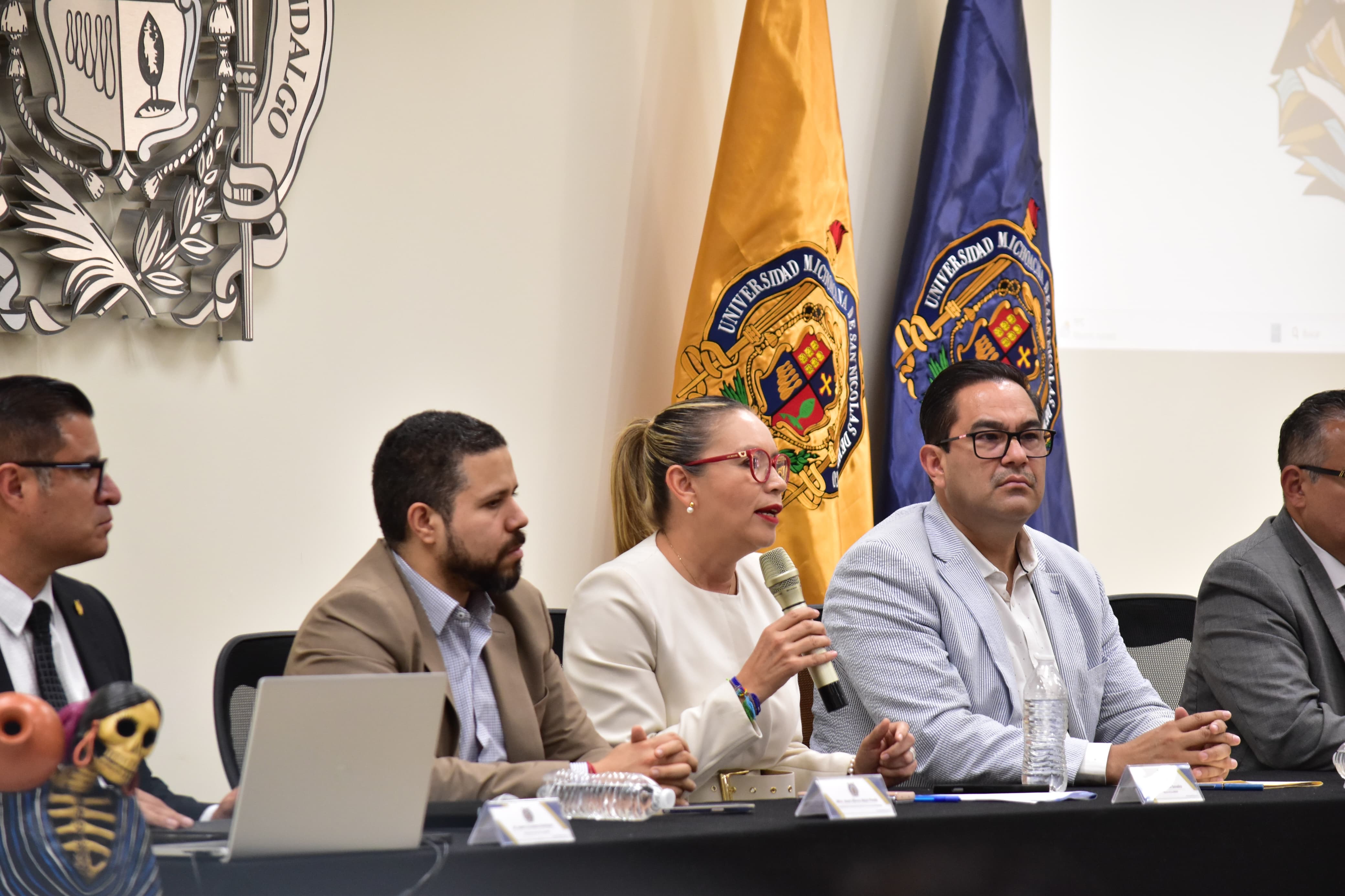 Trabajadores comprometidos con la Cultura de Paz son quienes tienen cabida en la UMSNH: Yarabí Ávila