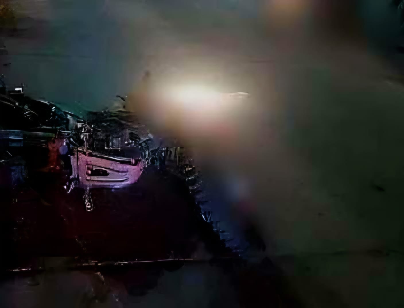 Mu3r3 “El Chivito” al impactar su moto contra una palmera, en Parácuaro