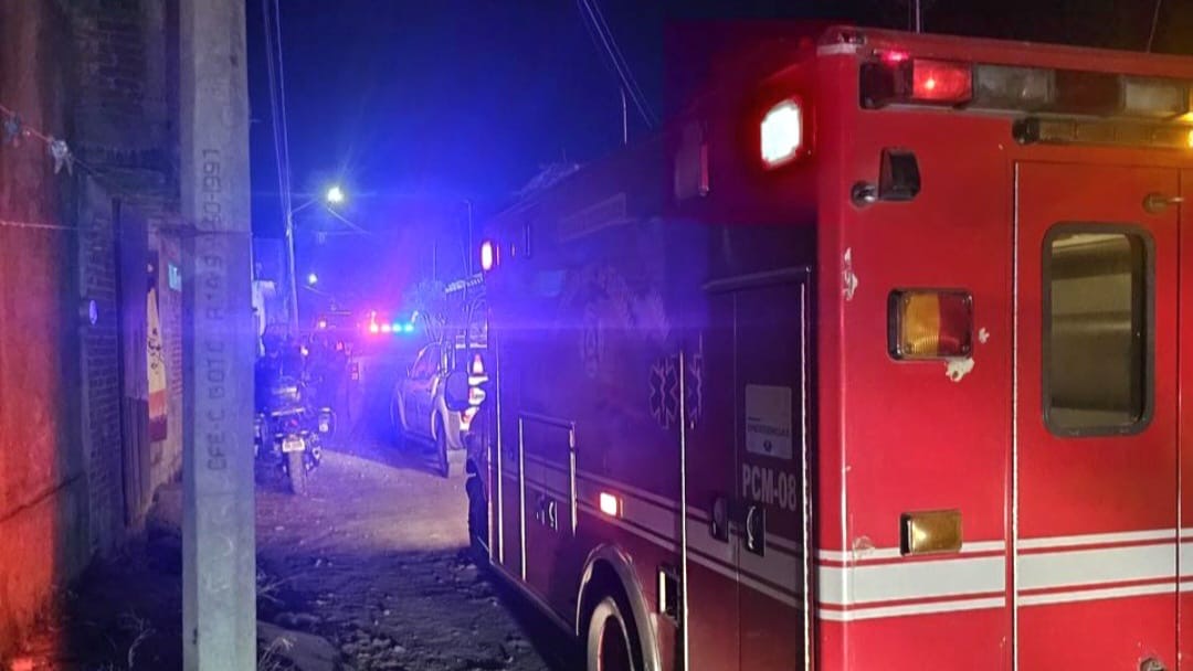 Transportista es ultimado a tiros frente a su casa, en la colonia Inguambal, de Uruapan 