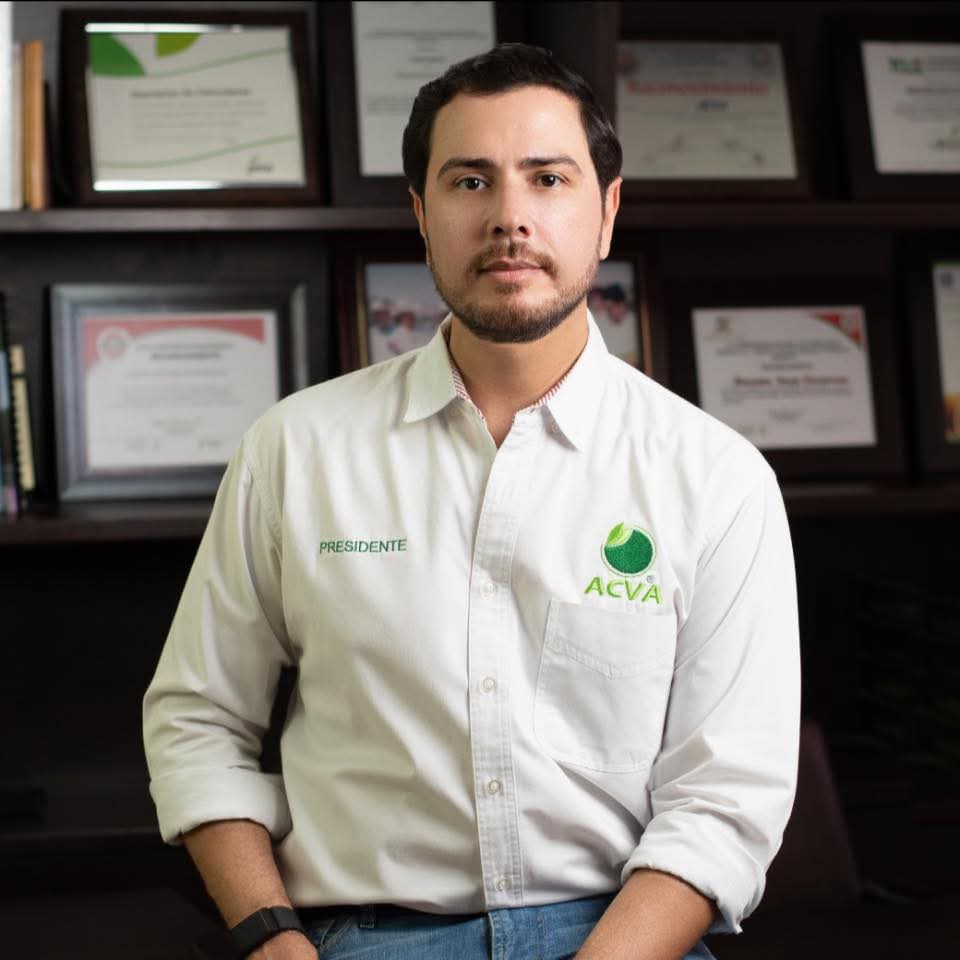 Localizan as3sinado a Bernardo Bravo líder limonero en Apatzingán 