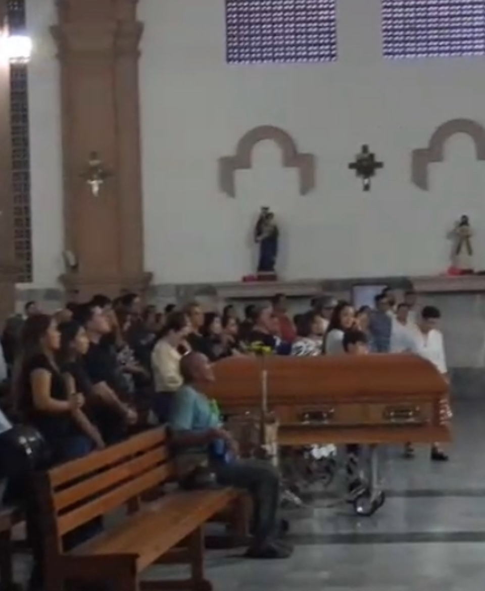 Con misa de cuerpo presente, Apatzingán despide a líder limonero as3sinado 