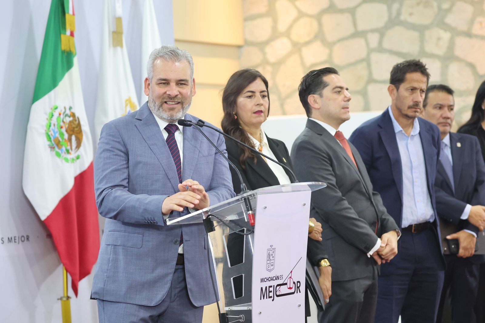 Bedolla a Godoy: "Los viejos políticos no se acostumbran a los nuevos tiempos”