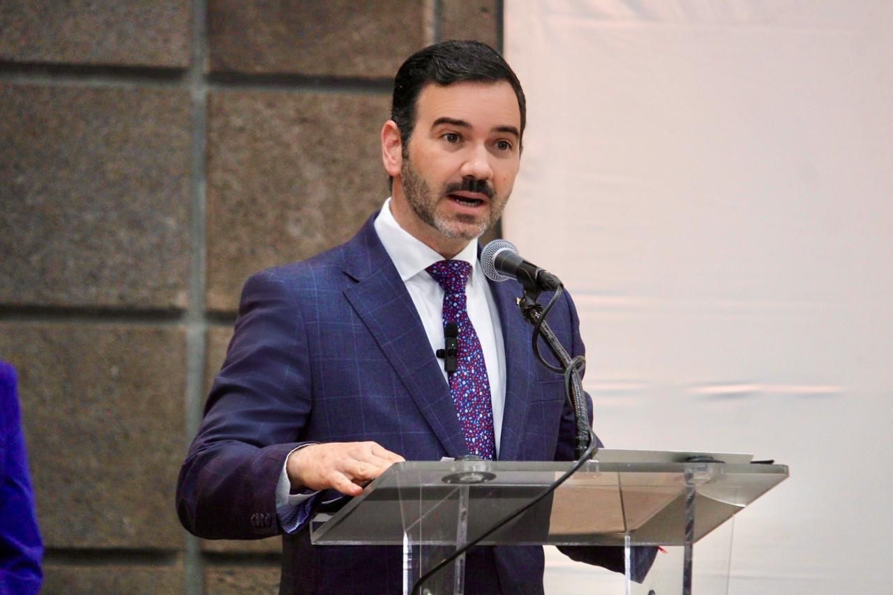 Yankel Benítez da bienvenida al Primer Encuentro Regional de Actualización para Magistrados