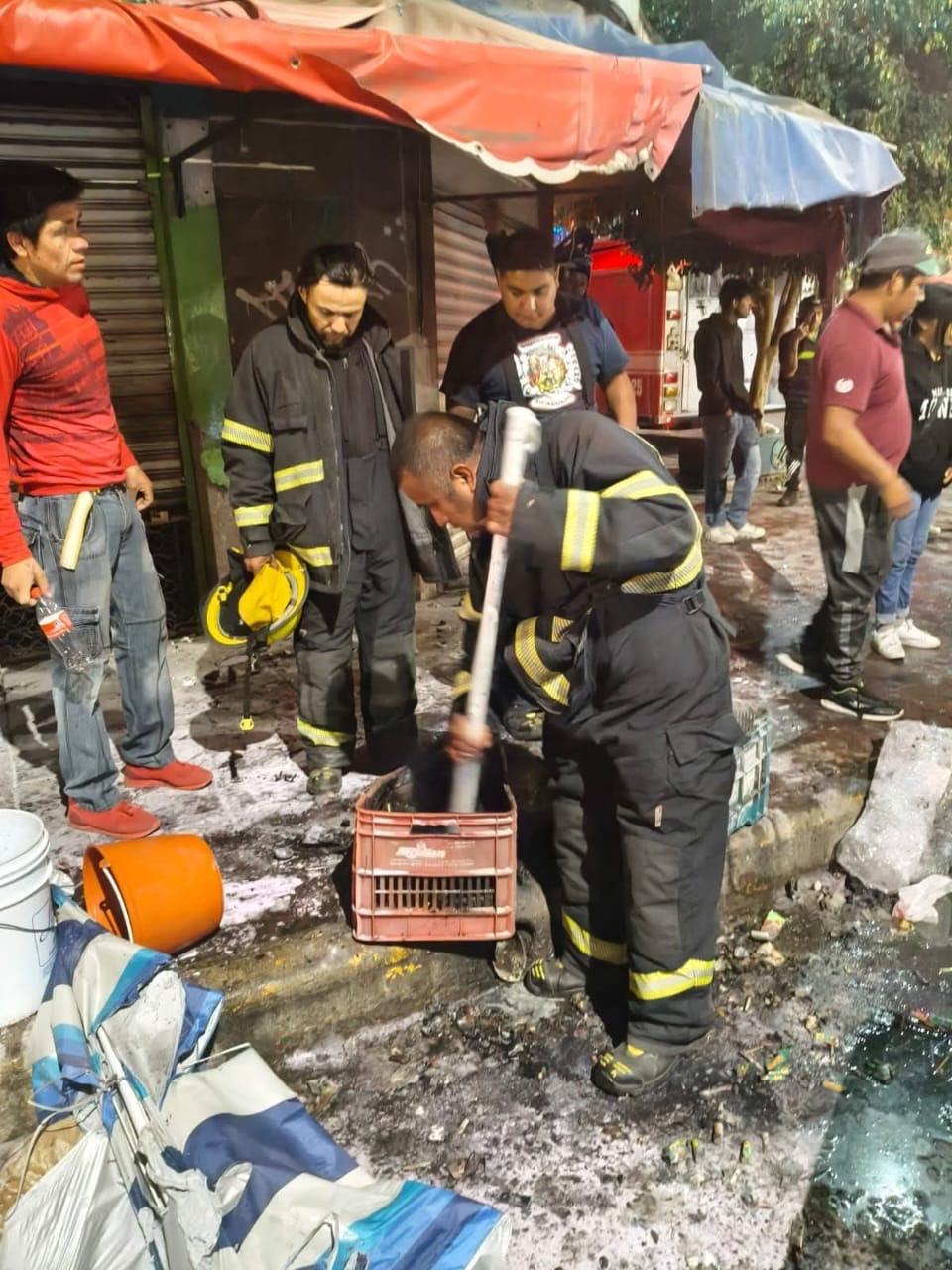 Se incendia puesto de pirotecnia en Zitácuaro