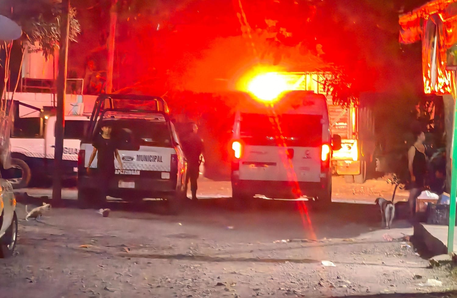 Delincuentes asesinan a “El Capu”, en la Emiliano Zapata de Apatzingán